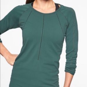 Athleta Foothill Long Sleeve Top xs